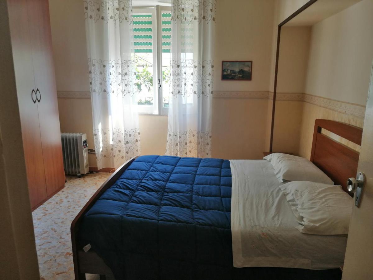 Villa Casa Delle Bambole Scauri  Exterior foto
